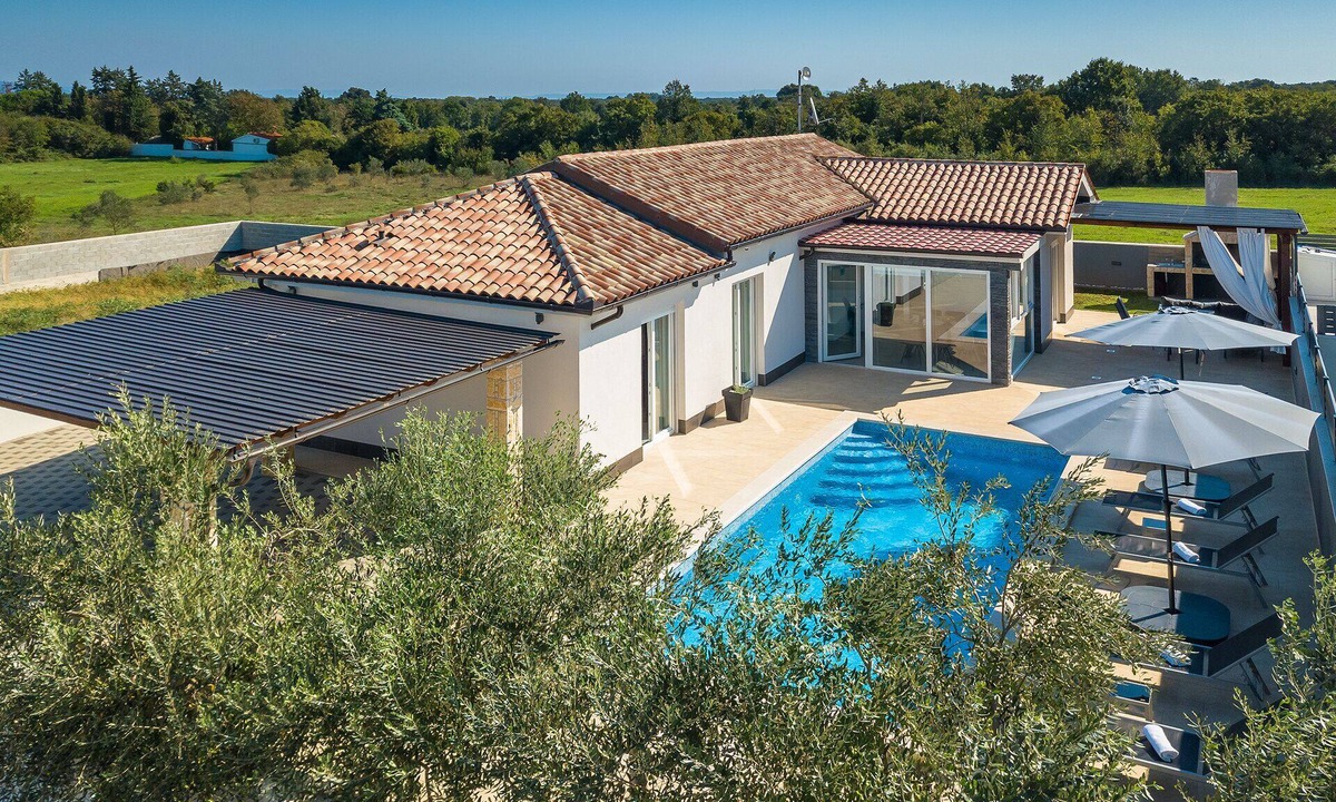 Sisan Villa | Schöne Villa „Miracle“ mit privatem Pool