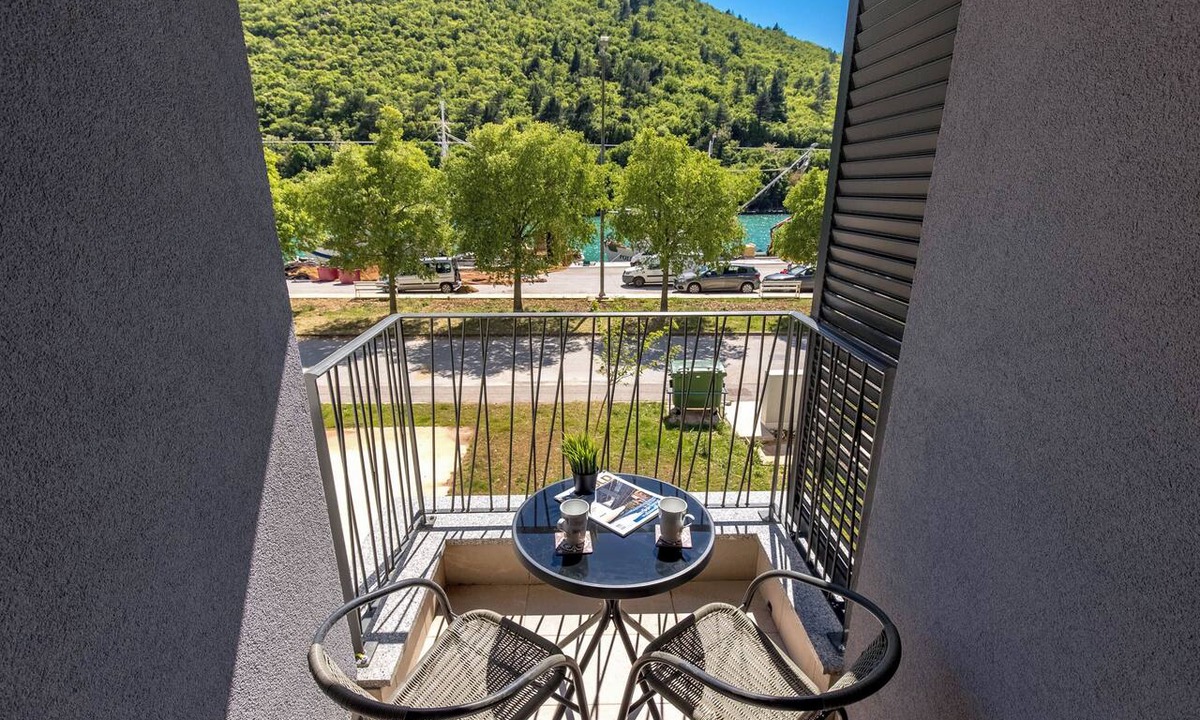 Plomin Apartment | Sea-View Balcony Apt Lady Laura, Plomin, Croatia