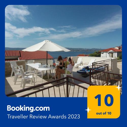 Stanici Apartment | Seaview Family Apartment with Grand Terrace