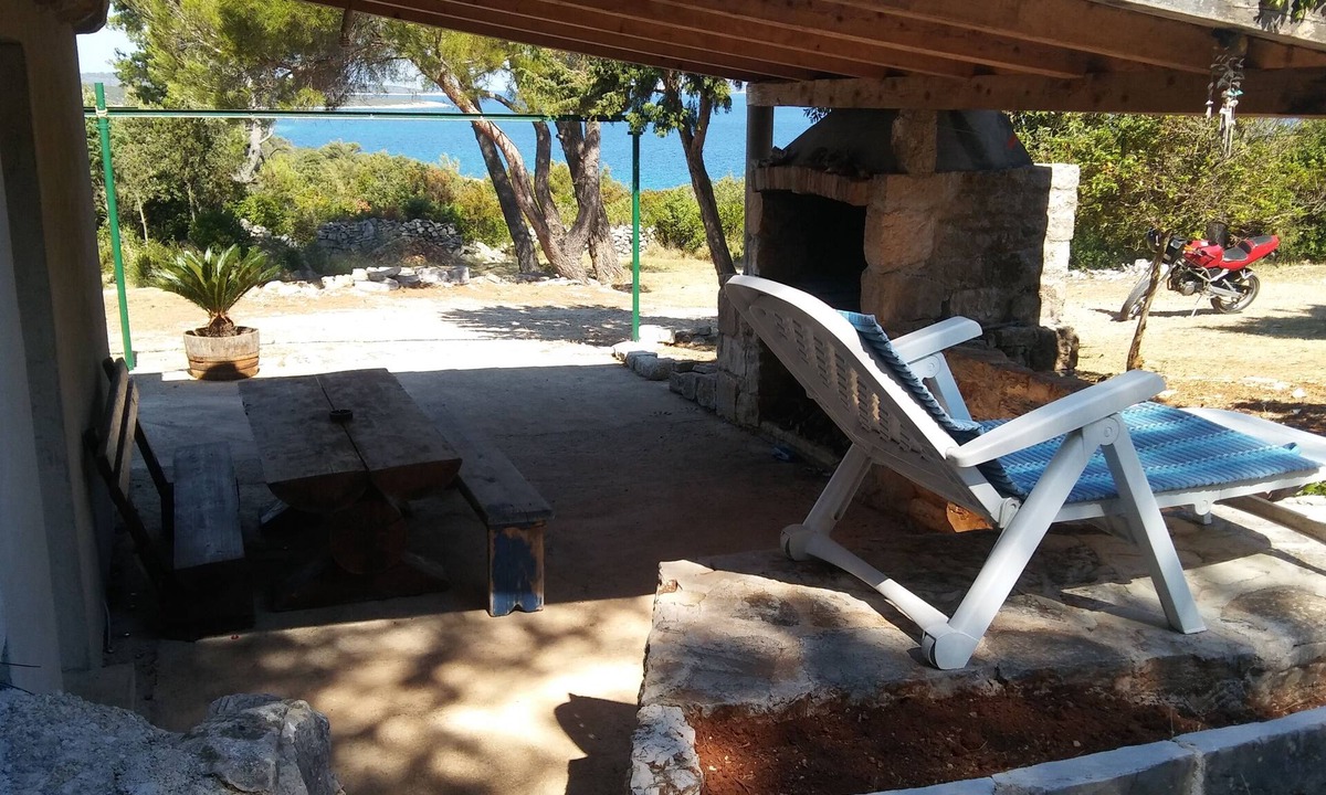 Cove Basina (Jelsa) House | Secluded house with a parking space Cove Borova, Hvar (K-13526)