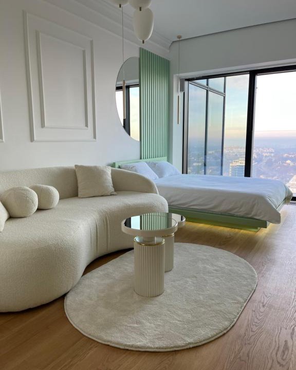 Novi Beograd Apartment | Sky Residence West 65 Tower