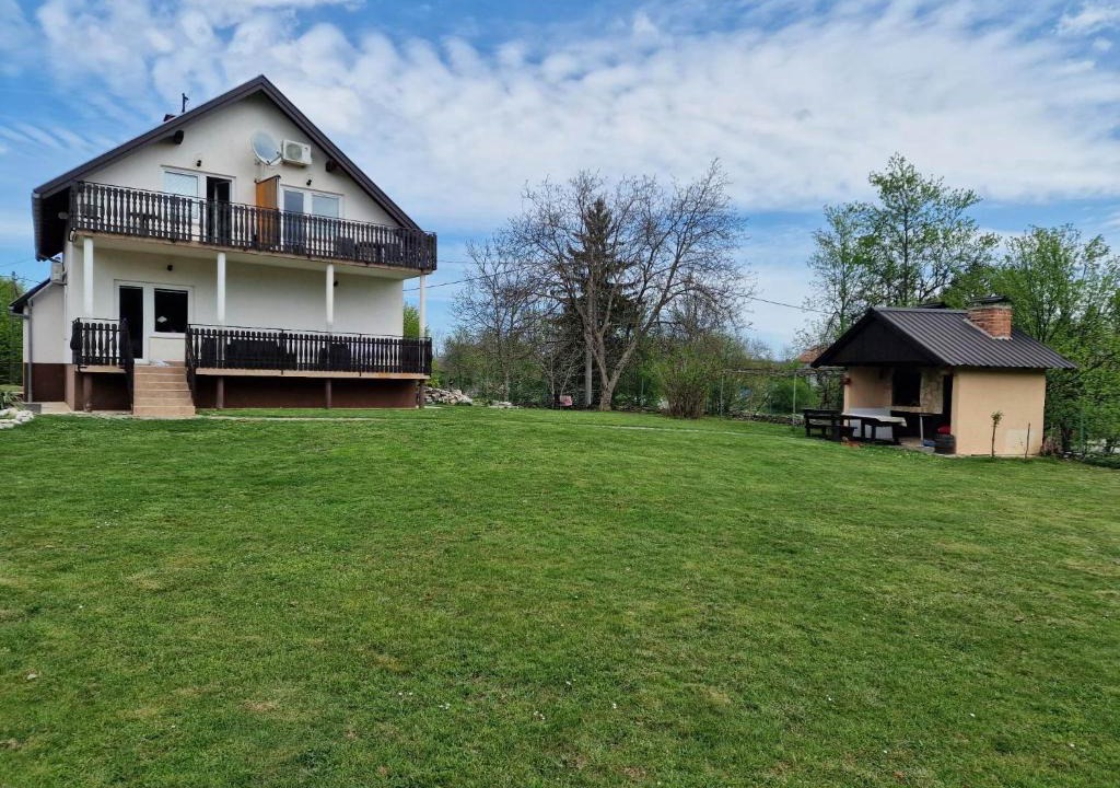 Catrnja House | SOBE I APARTMAN VUK