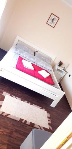 Kutina Apartment | Sobe i apartmani Lipa 12