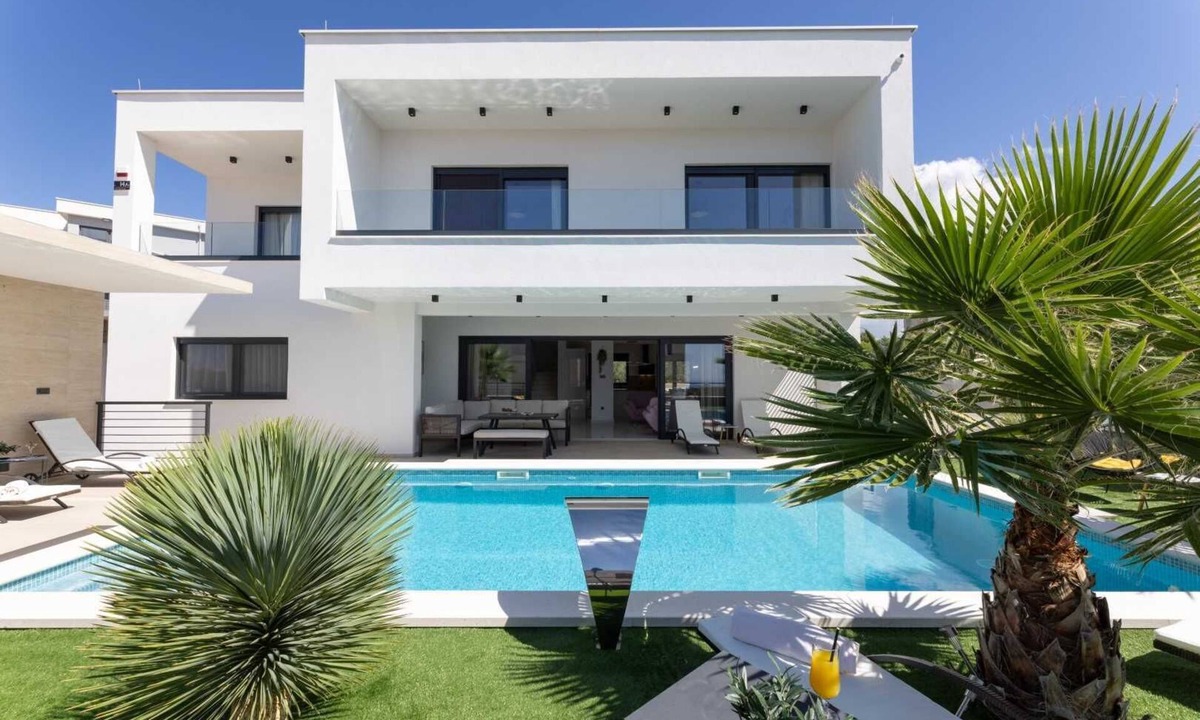 Primosten Burnji Villa | Splendid Villa Golden Shine