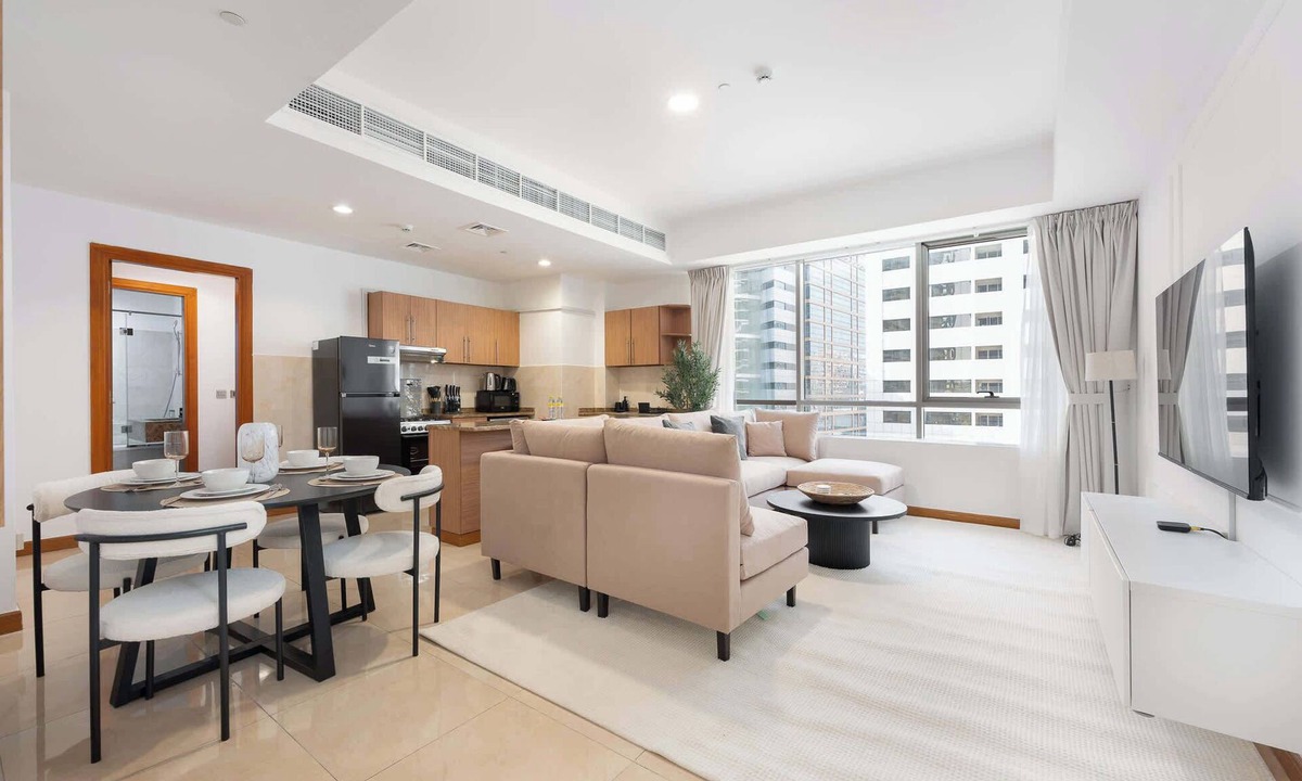 Al Barsha 1 Apartment | StayShort - Prime Al Barsha 1BR - Near Mall of the Emirates and sleeps 2