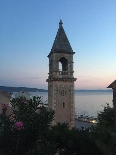 Kastel Sucurac Villa | Stone house Castellum