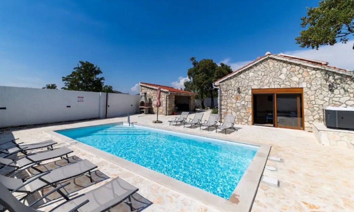 Velim Villa | Stone villa Marita with pool