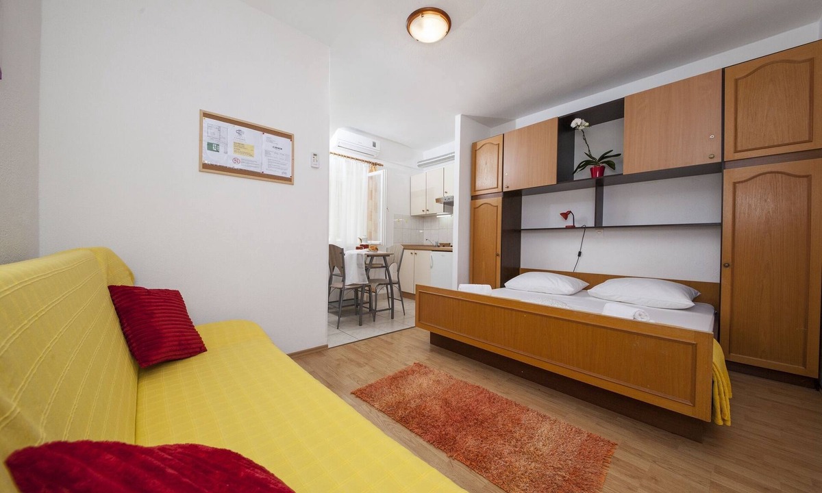Tucepi Apartment | Studio flat with air-conditioning Tučepi (Makarska) (AS-11486-a)
