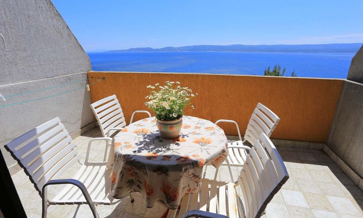 Marusici Apartment | Studio flat with terrace and sea view Marušići, Omiš (AS-1024-b)
