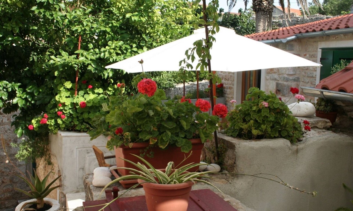 Vrboska Apartment | Studio flat with terrace Vrboska, Hvar (AS-4601-a)