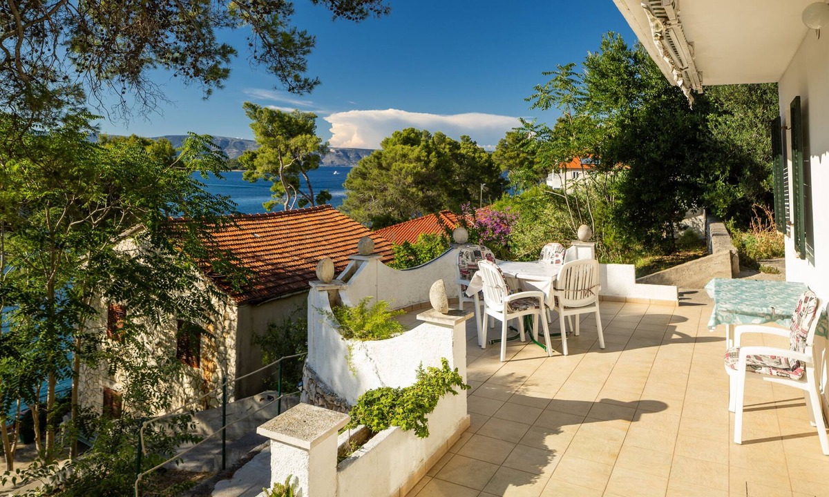 Island Hvar Apartment | Studio flat with terrace and sea view Jelsa, Hvar (AS-25835-a)