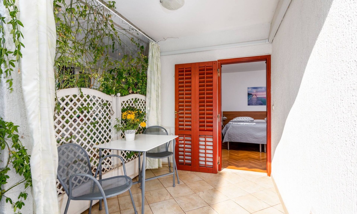 Rovinj Apartment | Studio flat with terrace Rovinj (AS-2288-a)