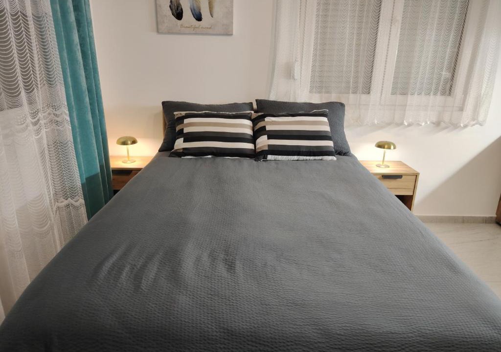 Veternik Apartment | Studio ISKRA 2 Novi Sad