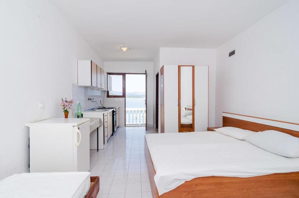 Dubrava Apartment | Studio Pjestata 14440c