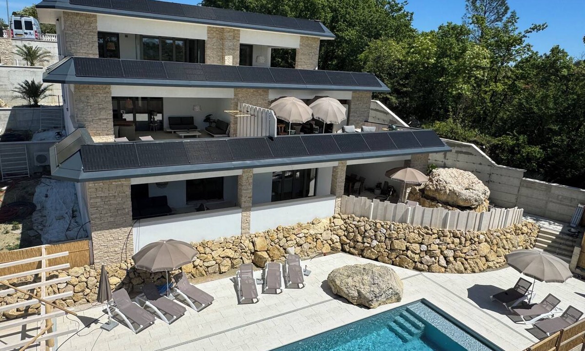 Rogocana Apartment | Studio Sunce for 2 people: FKK/Naturism and Clothing Optional throughout 2027