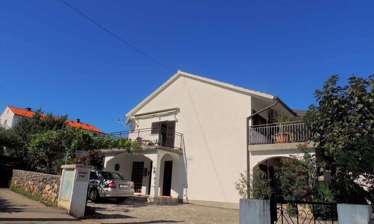 Vantacici Apartment | Studio with terrace and barbecue