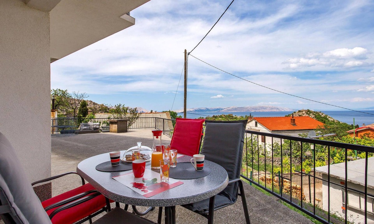 Sveti Juraj Apartment | Stunning apartment in Sveti Juraj with WiFi