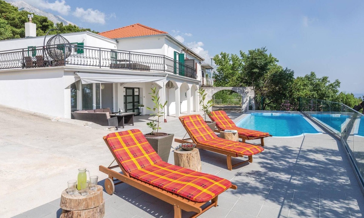 Brela House | Stunning home in Brela