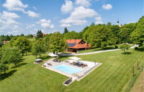 Glina House | Stunning Home In Glina With Sauna