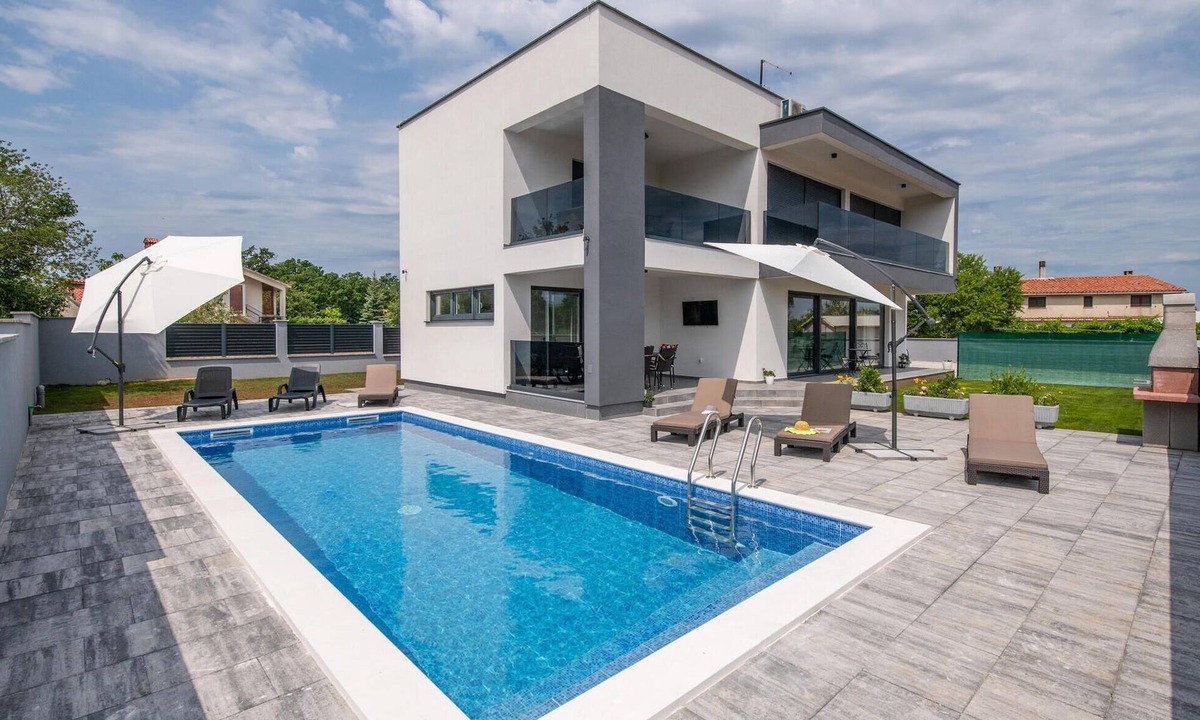 Strmac House | Stunning home in Labin