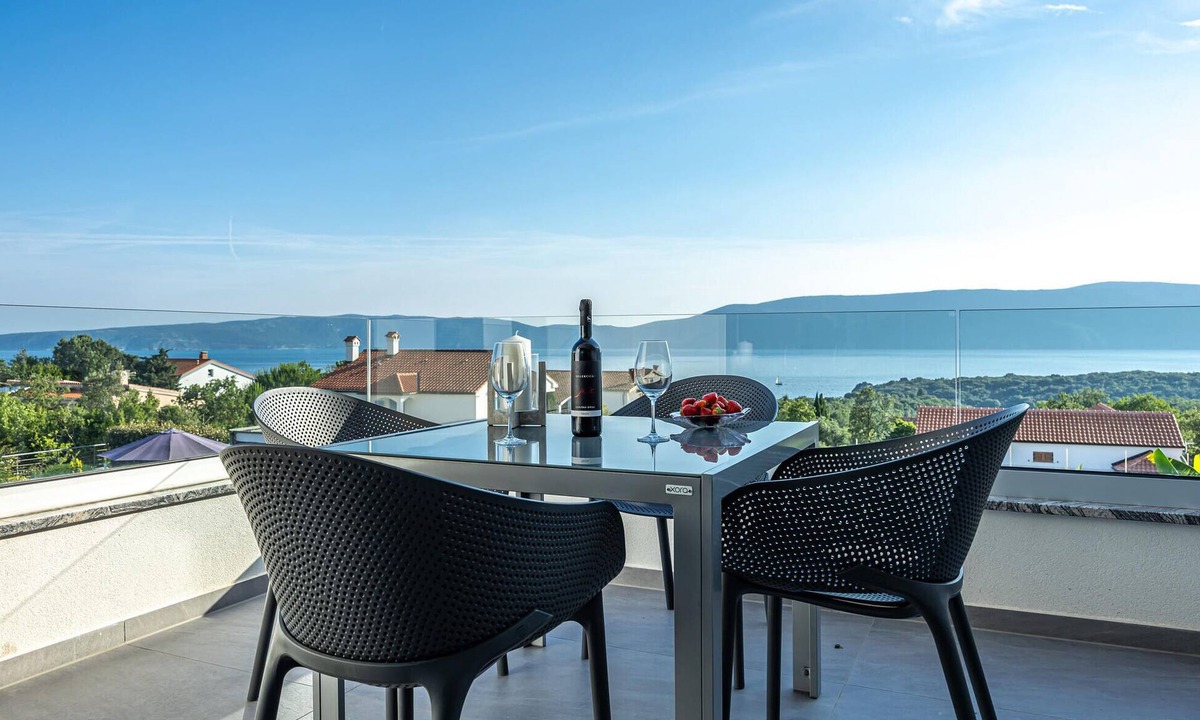 Skrbcici House | Stunning home in Pinezici with private swimming pool, can be inside or outside