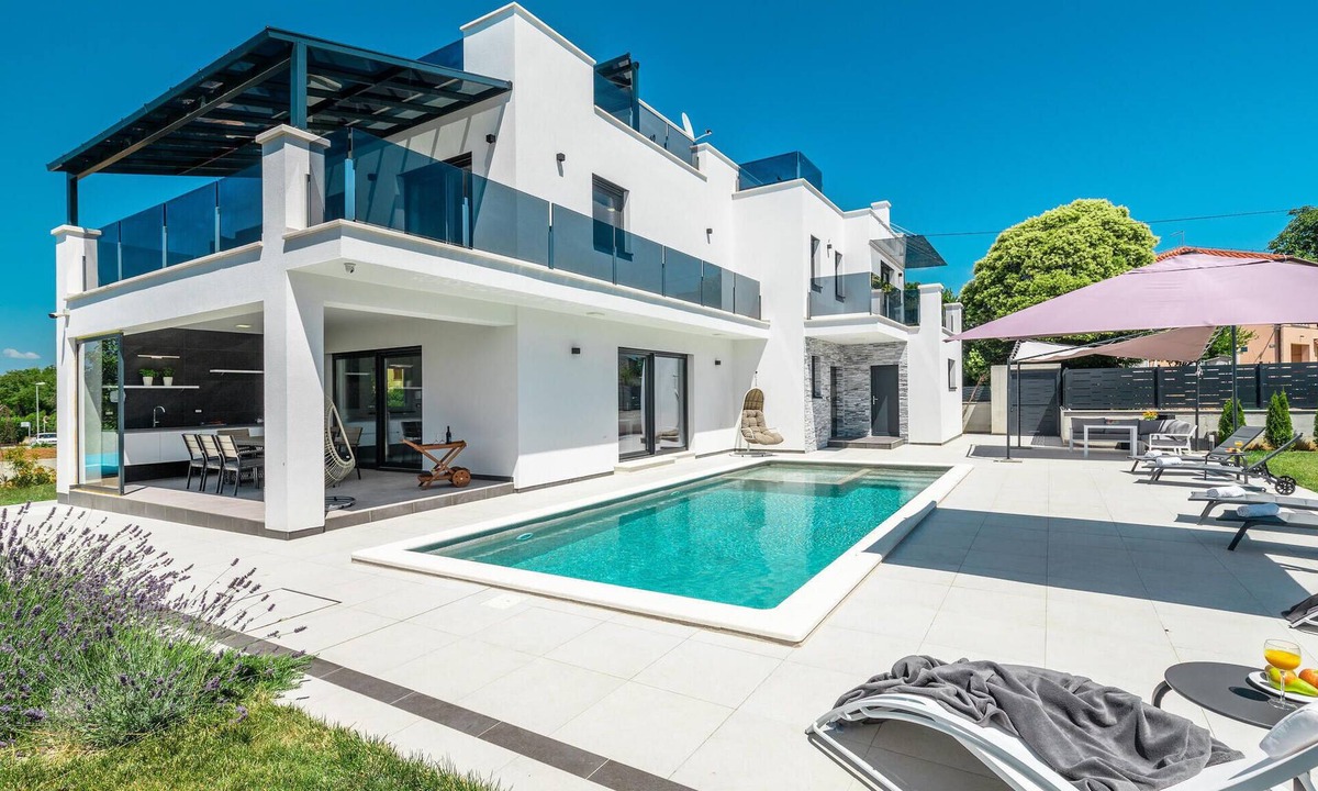 Mali Maj House | Stunning home in Porec