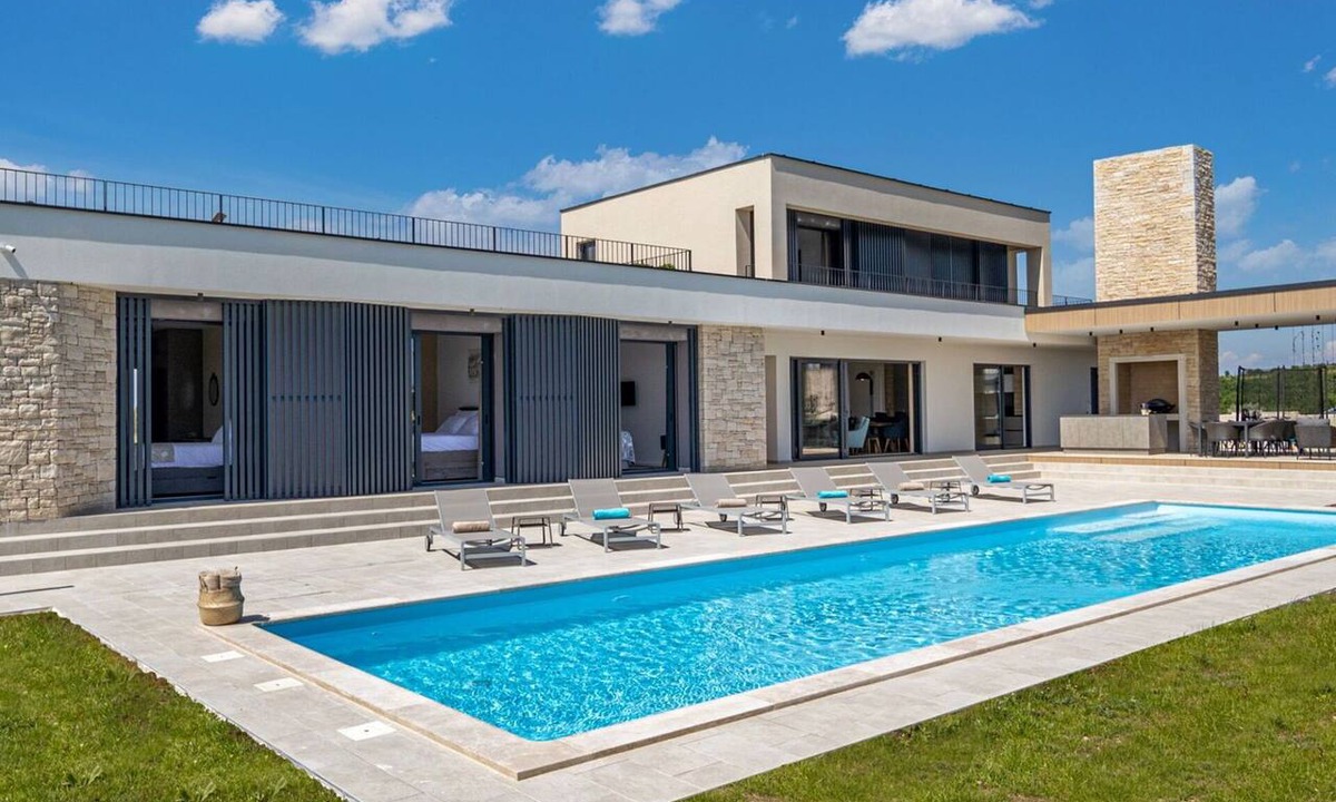 Nova Vas Villa | Stunning private villa with A/C, WIFI, hot tub, private pool, TV, terrace and pets allowed