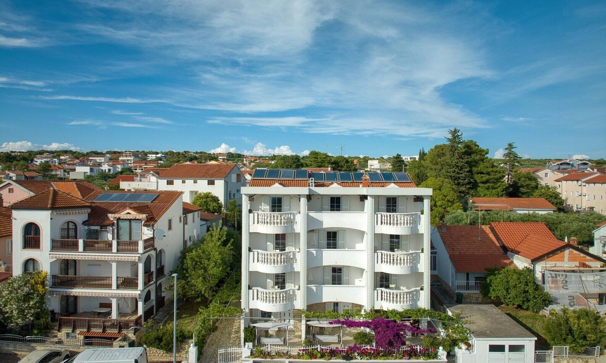 Sveti Filip i Jakov Apartment | Stunning Seaview Getaway for 2