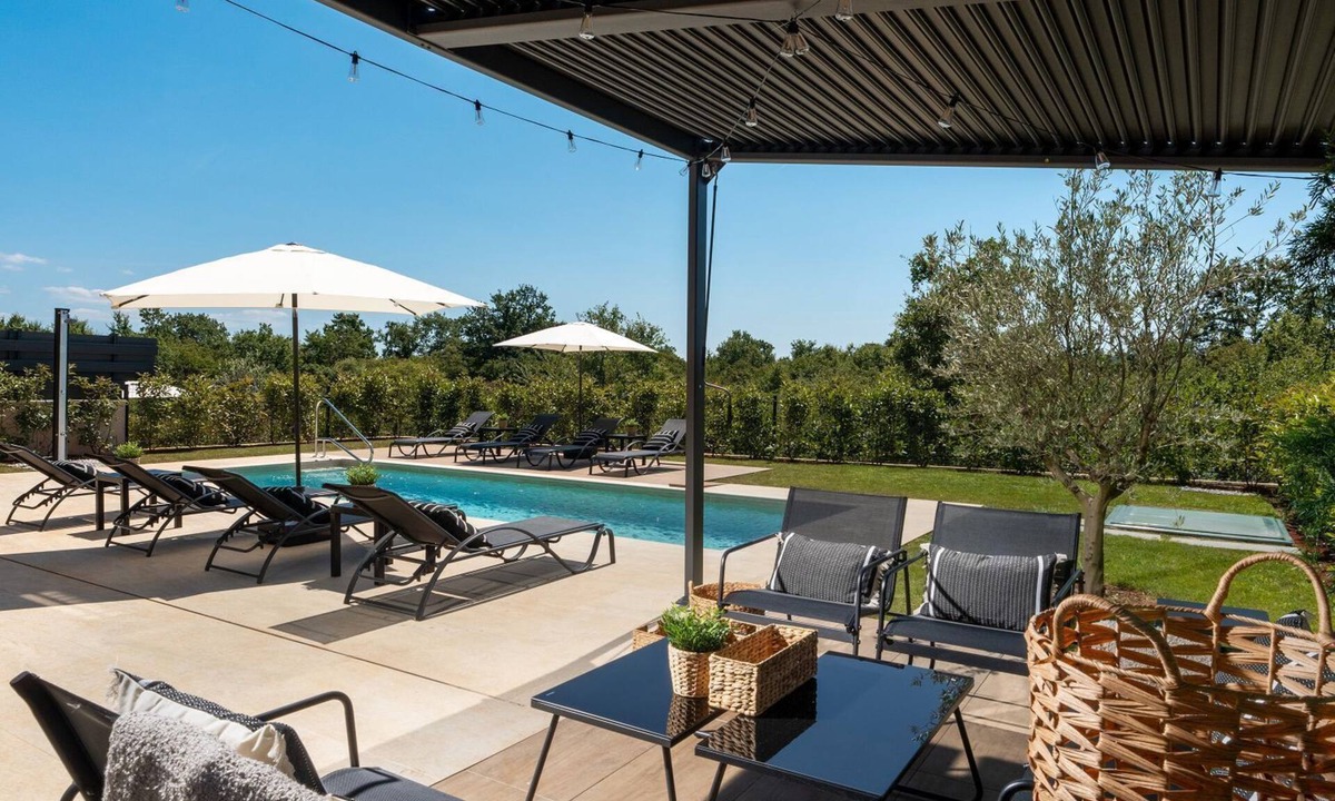 Gulici House | Stunning villa with private pool, sauna, billiards, table football, exercise bike, BBQ
