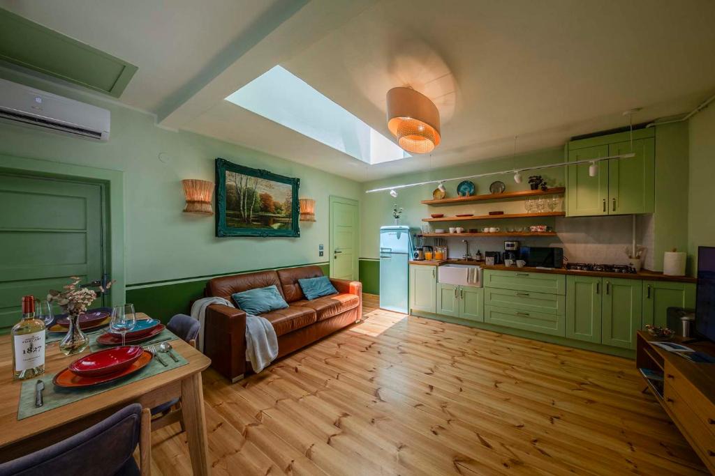 Eforie Sud House | Stylish Holiday Home Close to the Sea