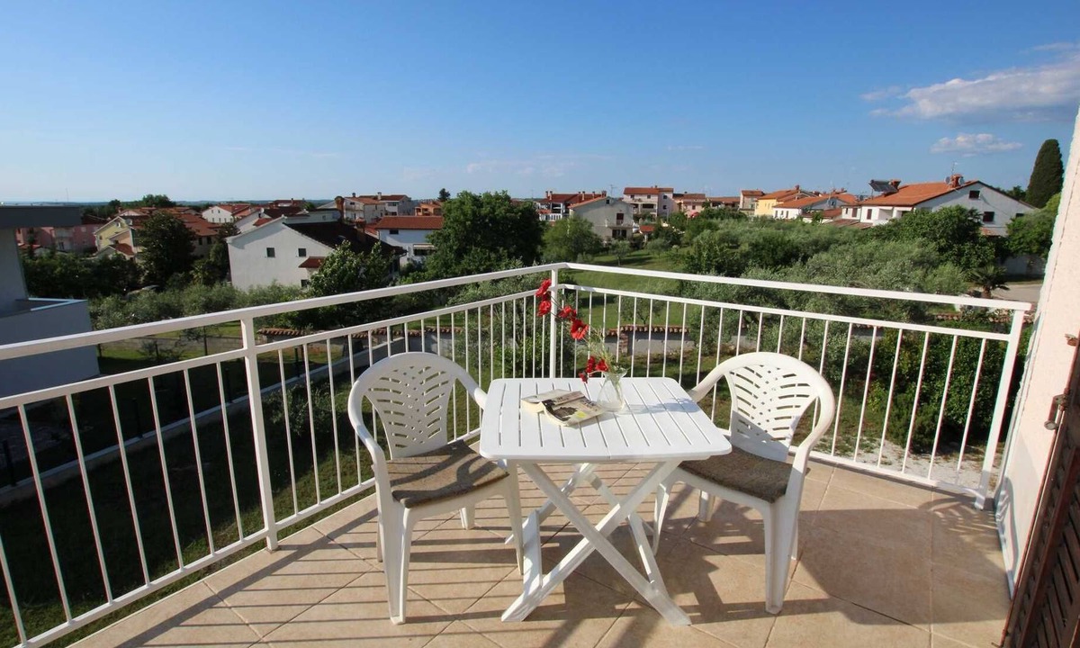 Gulici Villa | Summer house Ana for family of 4 to 8 persons, with 2 sleeping rooms, 2 extra beds and sofa bed