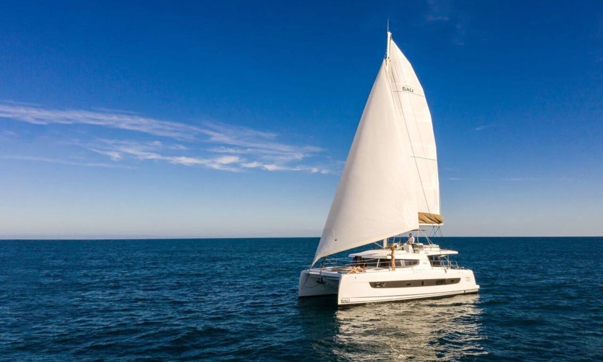 Businci Boat Rental | Sun-kissed Sailing Adventure in Split-Dalmatia, Croatia