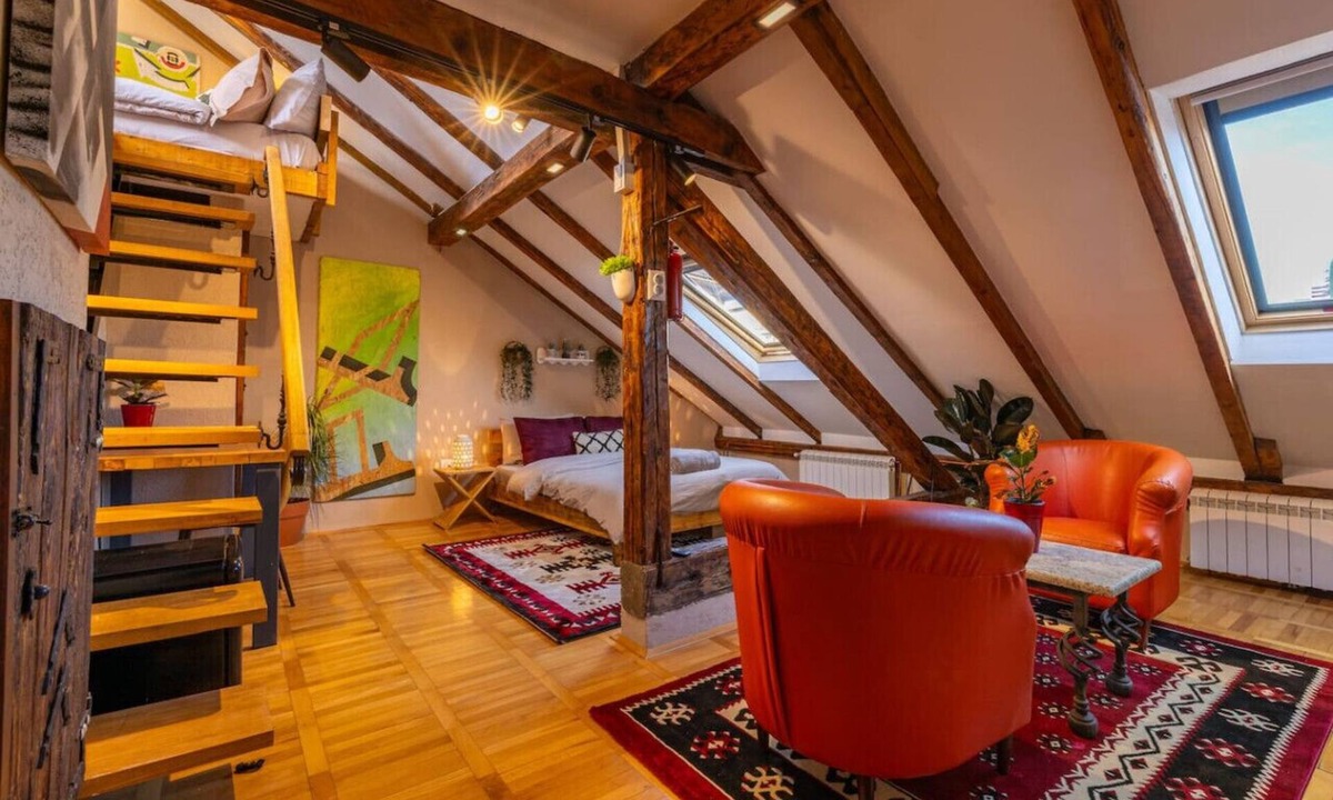 Pristina Apartment | The Cozy Main Square Rooftop