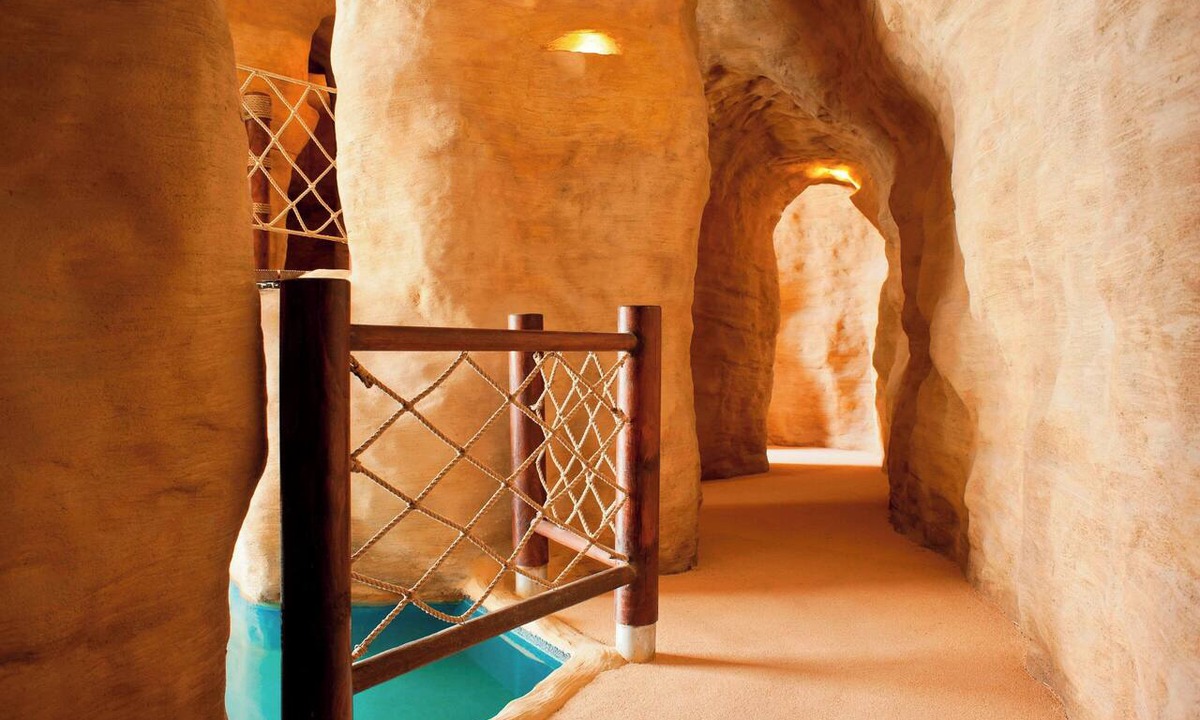 Abu Dhabi Hotel | The St. Regis Saadiyat Island Resort, Abu Dhabi