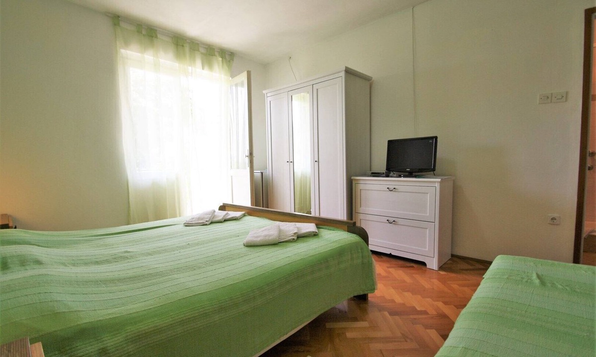 Porec Apartment | Triple Room Sauko - Maslina with Balcony in Poreč