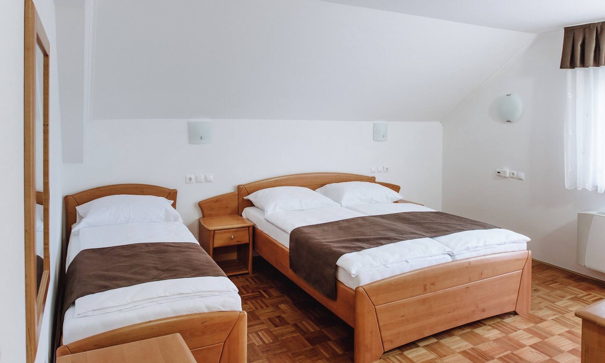 Zrece House | Triple Room with Balcony 107