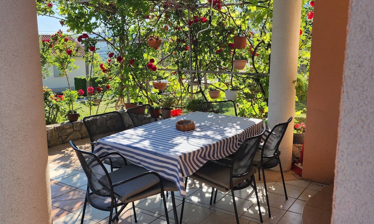 Kastel Stari Apartment | Two bedroom apartment with terrace and sea view Kaštel Stari, Kaštela (A-24406-a)