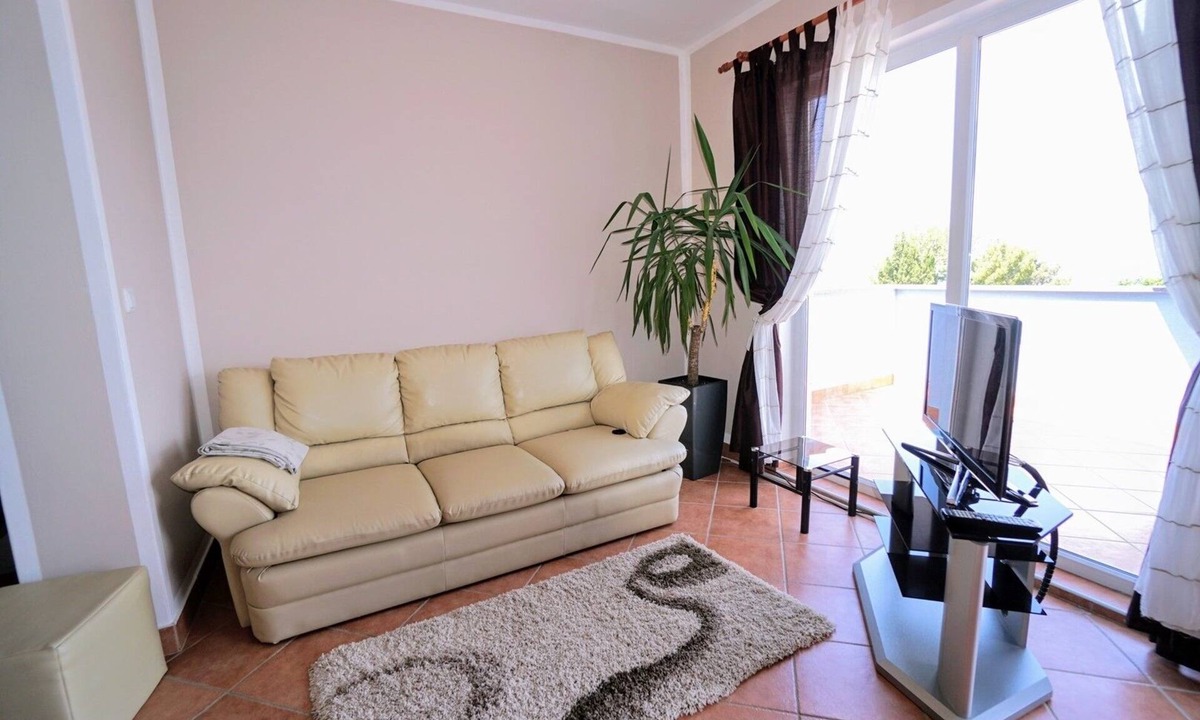 Crveni Vrh Apartment | Two bedroom apartment with balcony and sea view Crveni Vrh, Umag (A-27174-a)