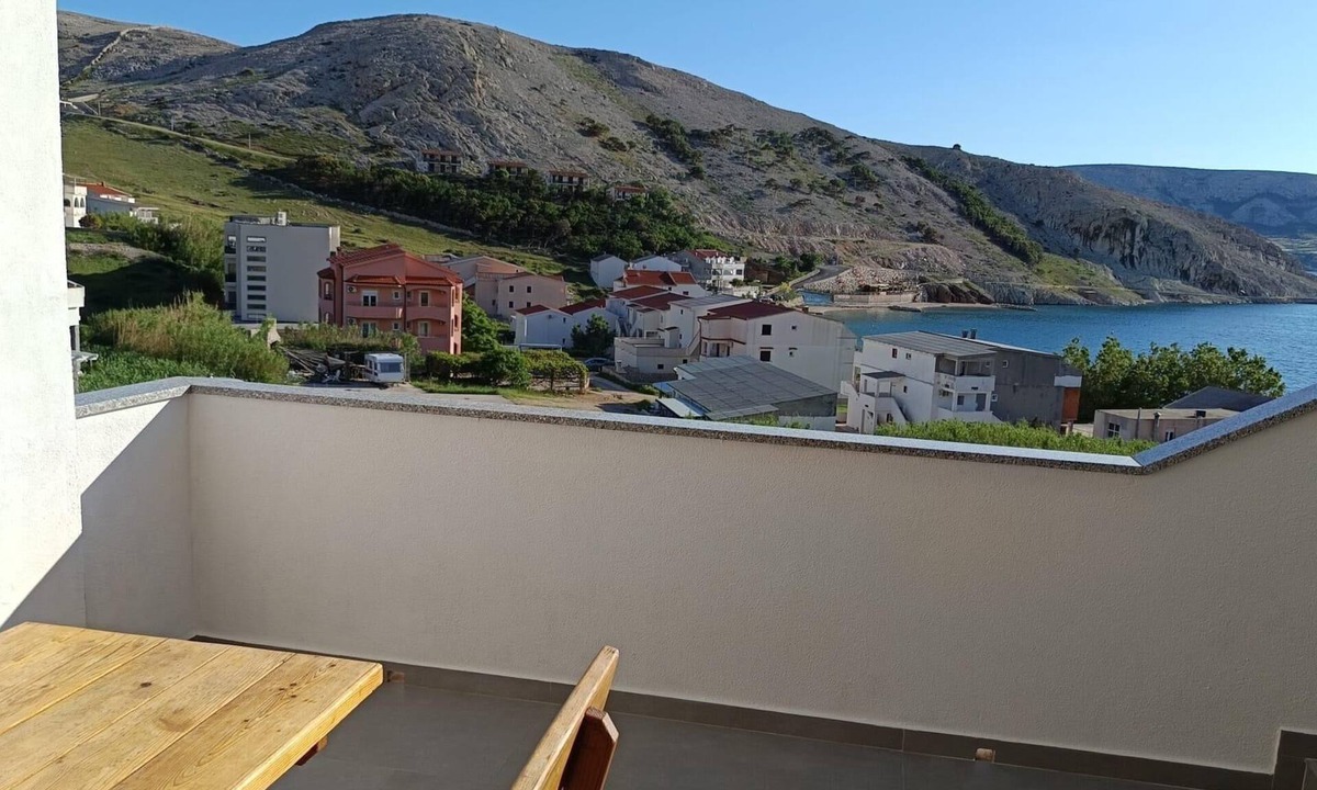 Metajna Apartment | Two bedroom apartment with terrace and sea view Metajna, Pag (A-4161-a)