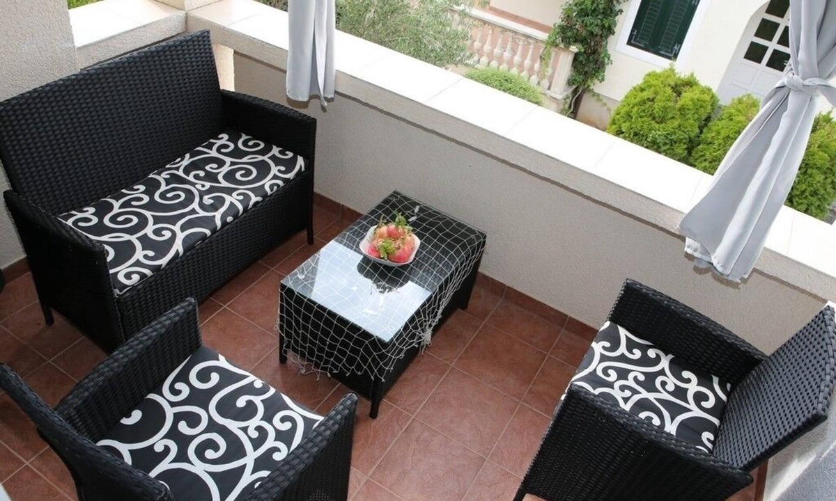 Srima Apartment | Two bedroom apartment with terrace Srima - Vodice, Vodice (A-22383-b)
