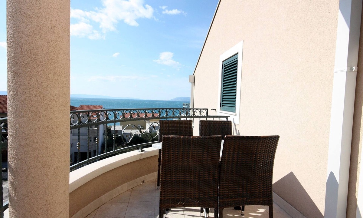 Tucepi Apartment | Two bedroom apartment with balcony and sea view Tučepi (Makarska) (A-3193-a)