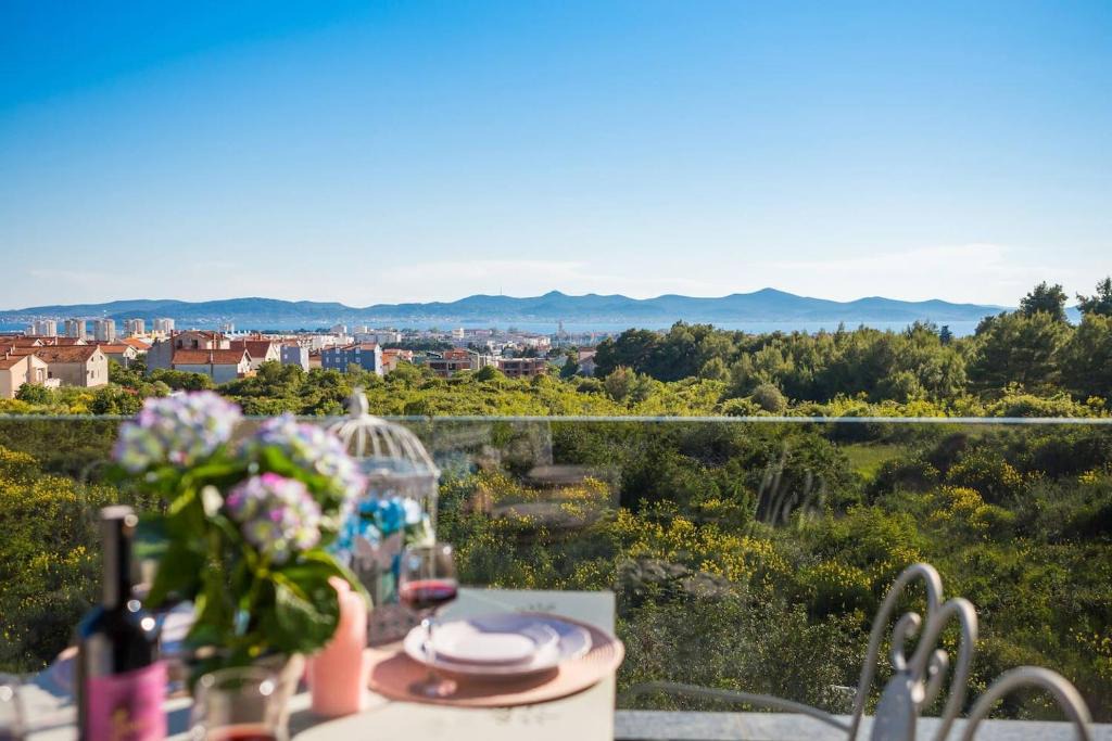 Zadar Apartment | UNIQUE LUXURY APARTMENT MILA WITH SEA VIEW