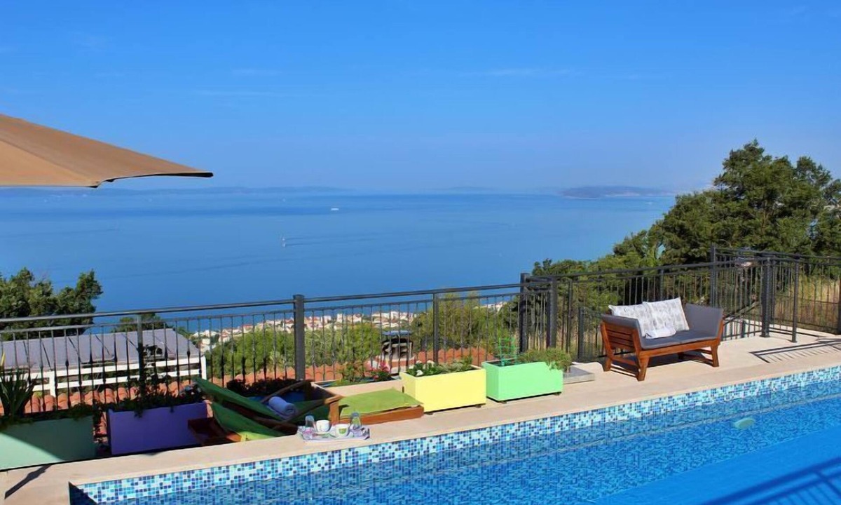 Podstrana House | Vacation home R&A by Interhome