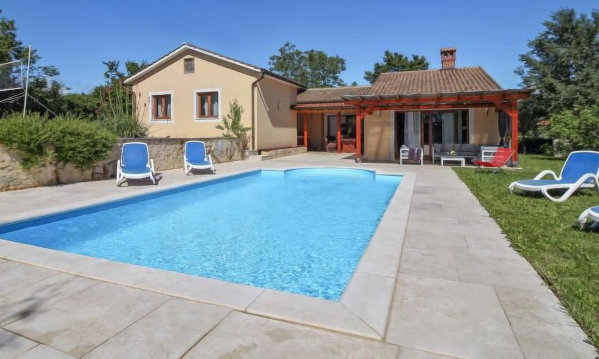 Heki House | Vacation home Villa Simac (PZN215) in Pazin - 6 persons, 3 bedrooms
