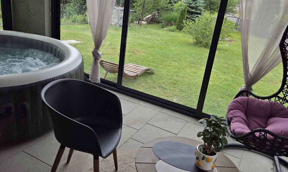 Grabovac House | Vacation home w garden close to Plitvice Lakes