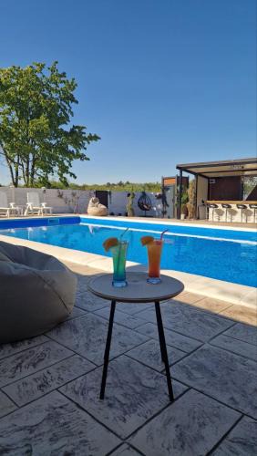Pancevo Villa | Valentino poolhouse