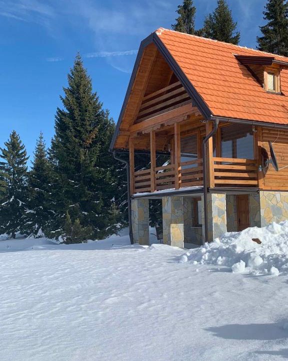 Konjska Reka House | Vikendica Lane