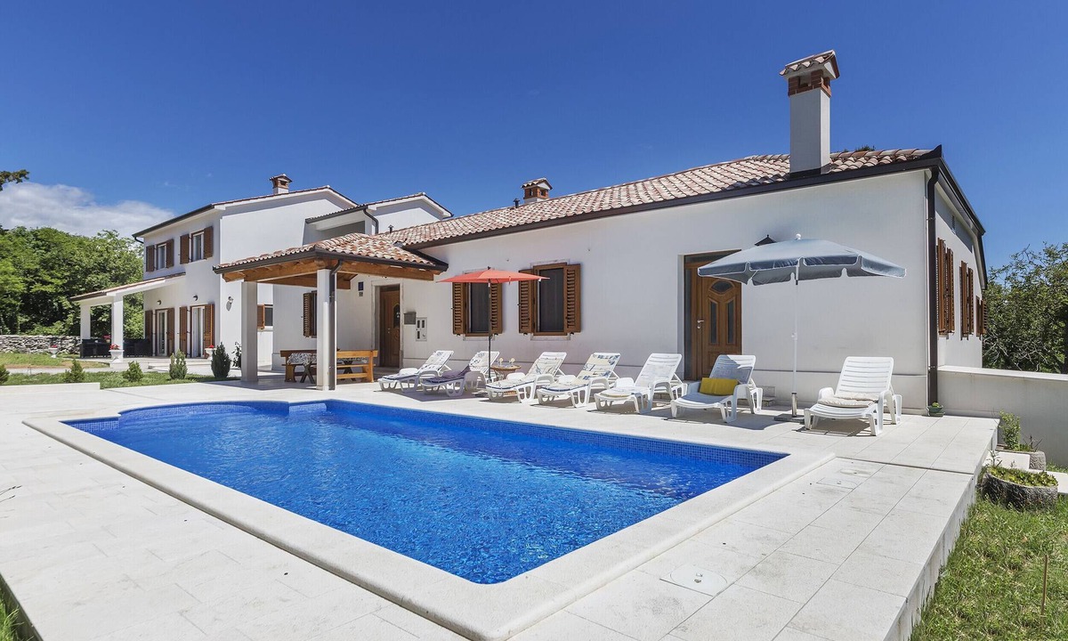 Labin Villa | Villa Ana Labin for 12 person with 6 bedrooms & private pool