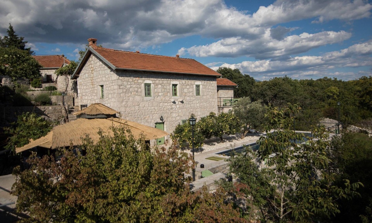 Ravno Villa | Villa Ana - Rustic Stone Villa with Swimming Pool