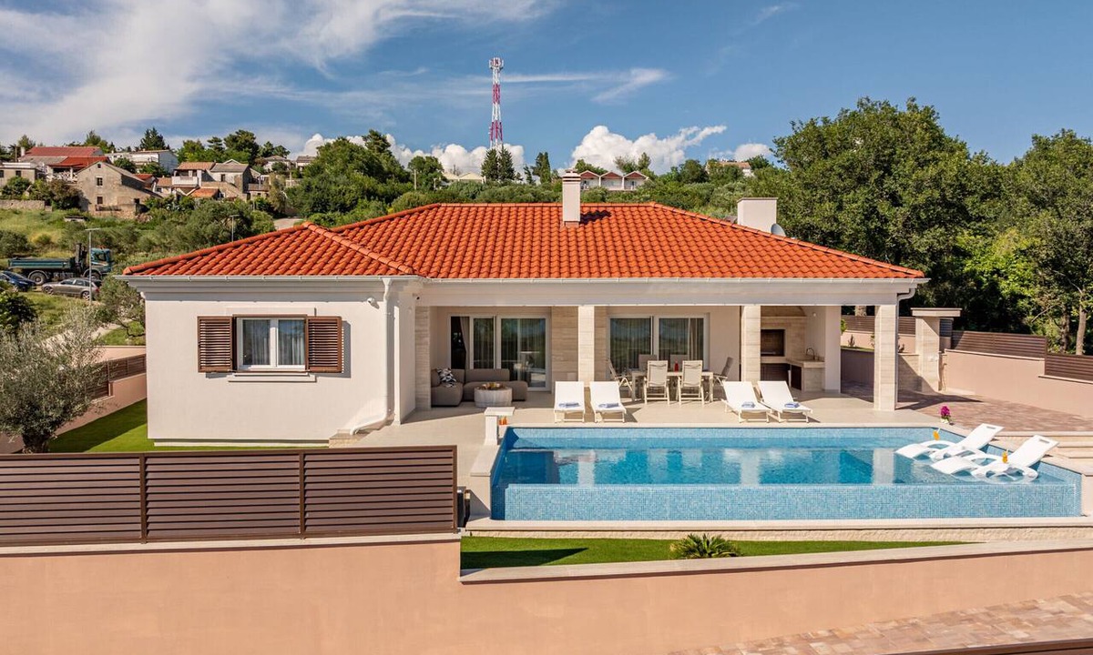 Razanac Villa | Villa Ana ZadarVillas